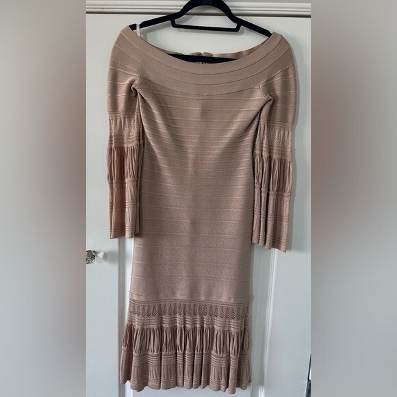 Herve Leger Rose Blush Bandage midi Dress with 3/4 sleeves Size XS - Picture 2 of 7